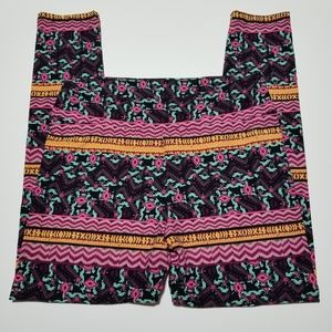 LuLaRoe Tall & Curvy Aztec Print Stretchy Legging